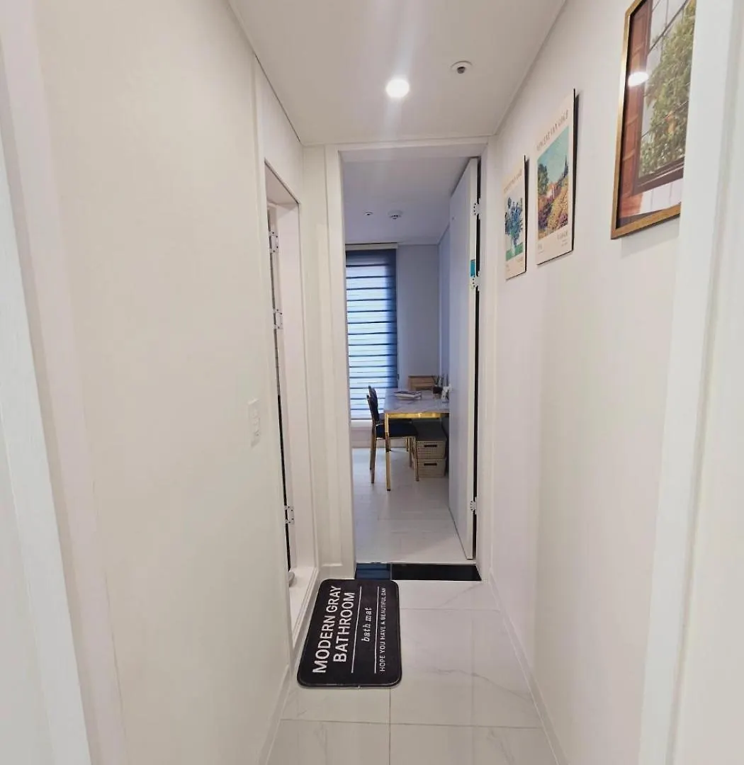Urban Terrace Suite House Seoel 0*,