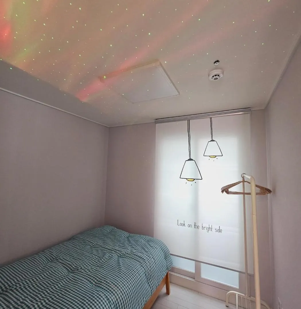 Urban Terrace Suite House Seoel Appartement