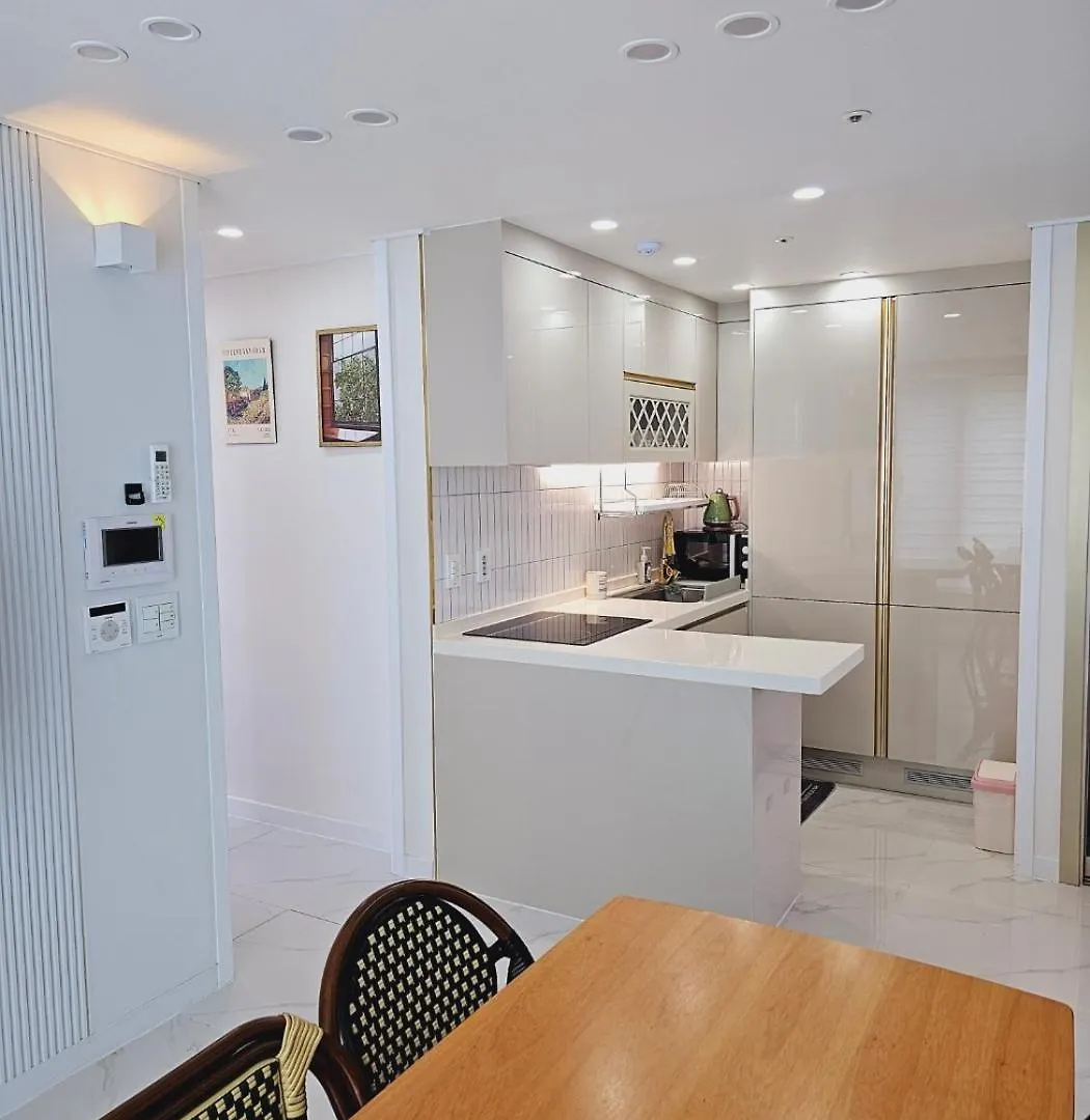 Urban Terrace Suite House Soul