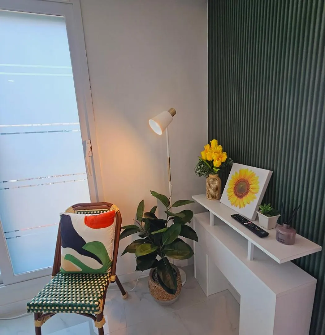 Urban Terrace Suite House Soul 0*,